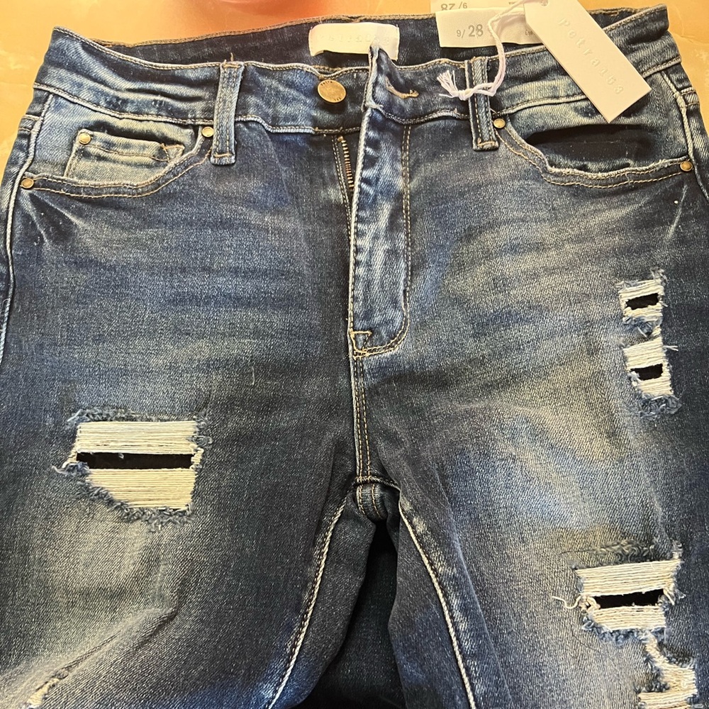 Petra153 factory distressed flat leg jeans size 28/32